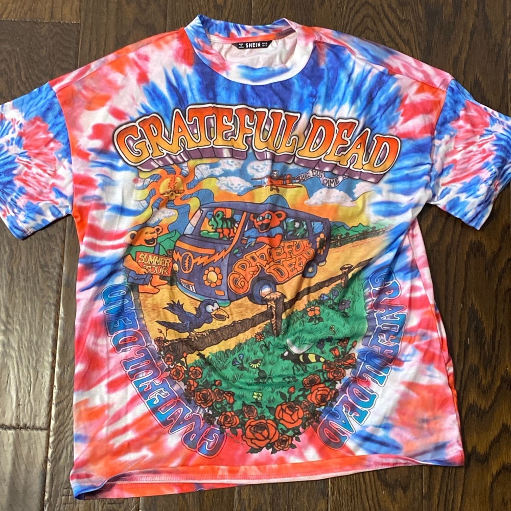 Tie dye graphic tee